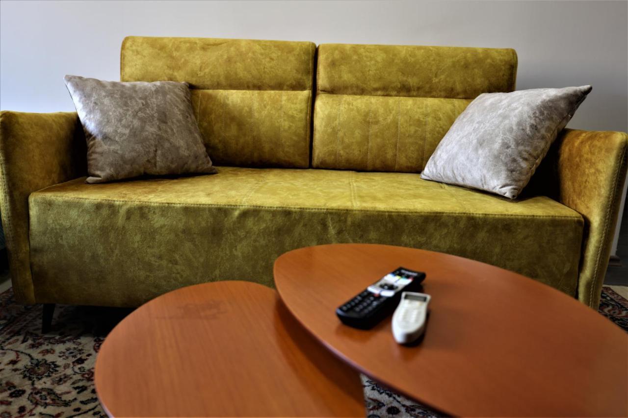 Lovely Studio In Tirana #1 ภายนอก รูปภาพ