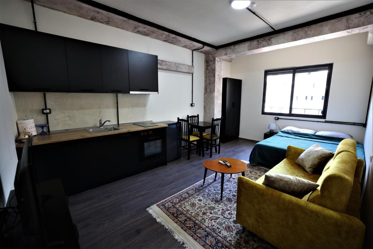 Lovely Studio In Tirana #1 ภายนอก รูปภาพ