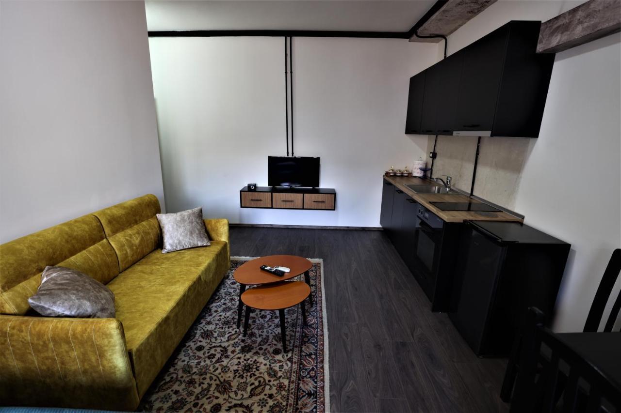 Lovely Studio In Tirana #1 ภายนอก รูปภาพ